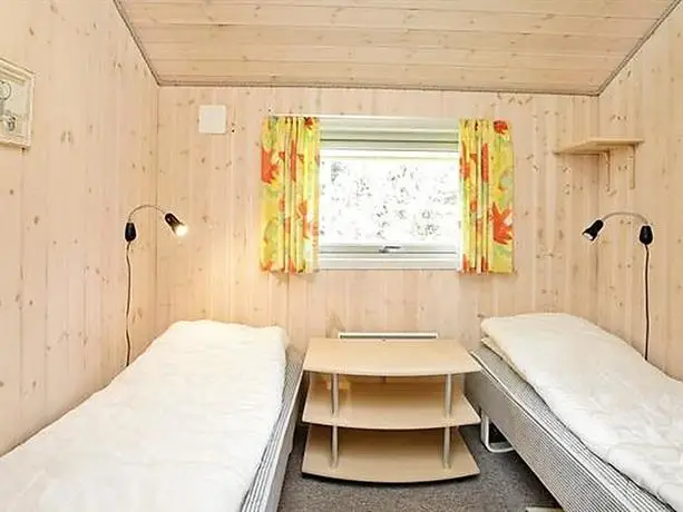 Three-Bedroom Holiday home in Blavand 58 