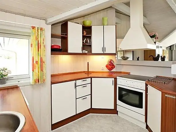 Three-Bedroom Holiday home in Blavand 58 