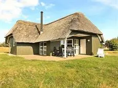 Three-Bedroom Holiday home in Blavand 6 