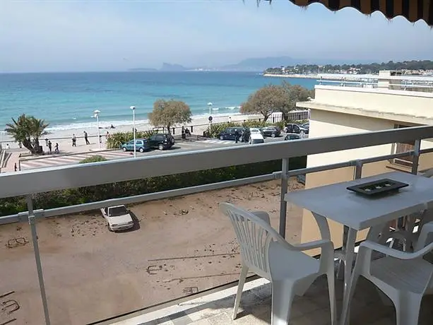 Interhome - La Mer Saint-Cyr-sur-Mer