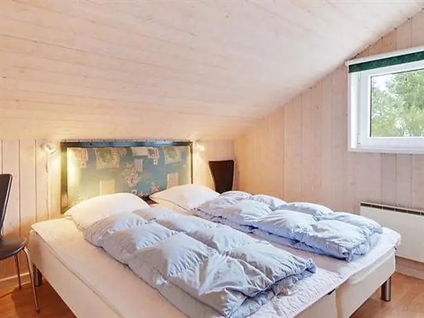 Five-Bedroom Holiday home in Blavand 2 