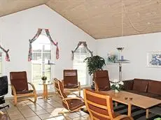 Five-Bedroom Holiday home in Blavand 7 