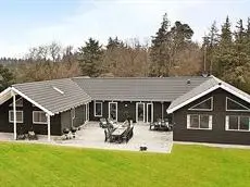 Nine-Bedroom Holiday home in Blavand 4 