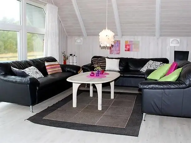 Five-Bedroom Holiday home in Blavand 8 