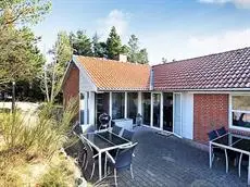 Four-Bedroom Holiday home in Blavand 19 