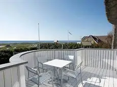 Four-Bedroom Holiday home in Blavand 6 