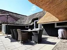 Four-Bedroom Holiday home in Blavand 7 