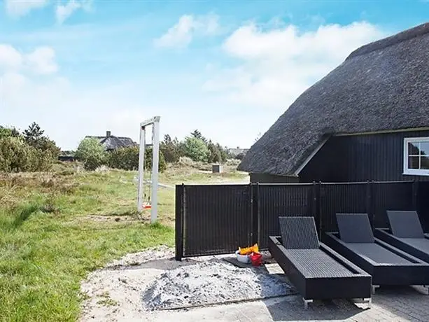 Six-Bedroom Holiday home in Blavand 7 