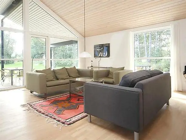 Three-Bedroom Holiday home in Ebeltoft 23 