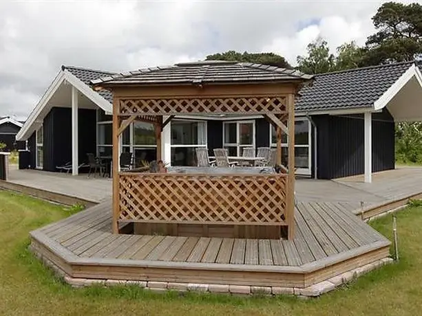 Three-Bedroom Holiday home in Nexo 30 