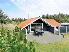 Three-Bedroom Holiday home in Ringkobing 27 