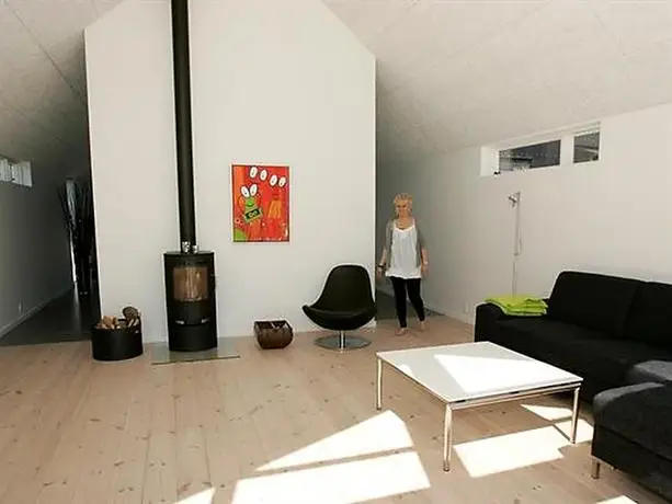 Four-Bedroom Holiday home in Hadsund 17 