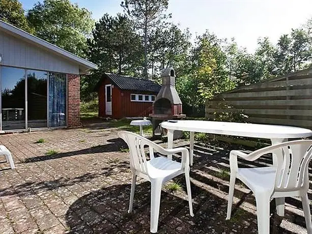 Three-Bedroom Holiday home in Farevejle 1 