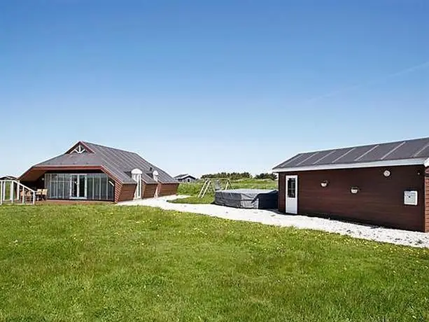 Three-Bedroom Holiday home in Lokken 45 