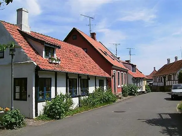 Two-Bedroom Holiday home in Allinge 2