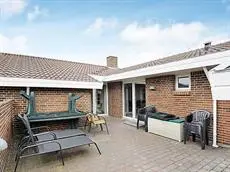 Five-Bedroom Holiday home in Blavand 3 