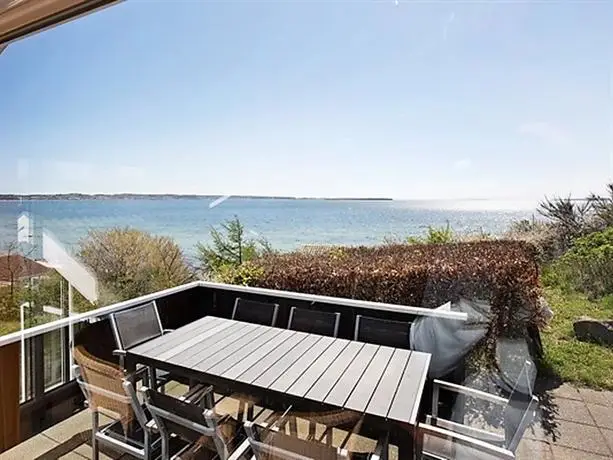 Five-Bedroom Holiday home in Ebeltoft 4 