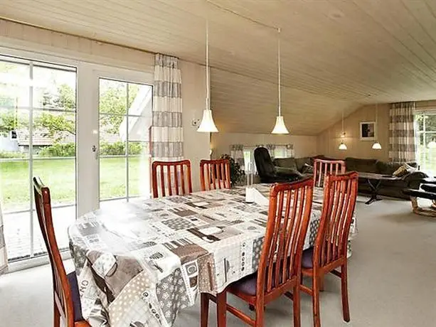 Four-Bedroom Holiday home in Blavand 51 