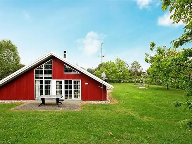 Four-Bedroom Holiday home in Blavand 51 