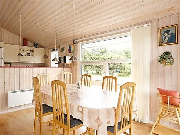 Three-Bedroom Holiday home in Hadsund 5 