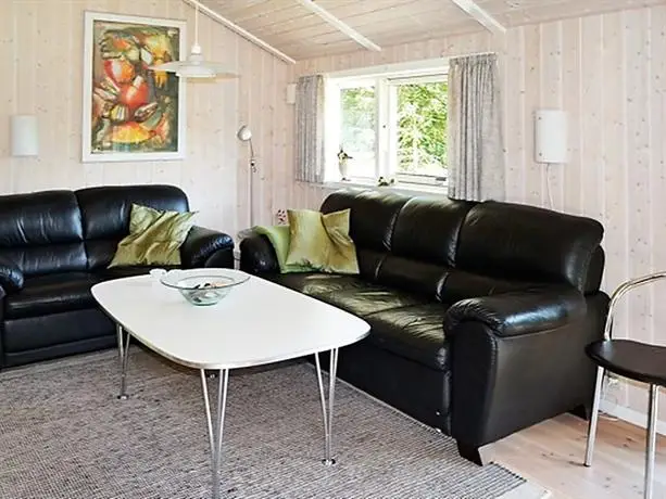 Three-Bedroom Holiday home in Hadsund 6