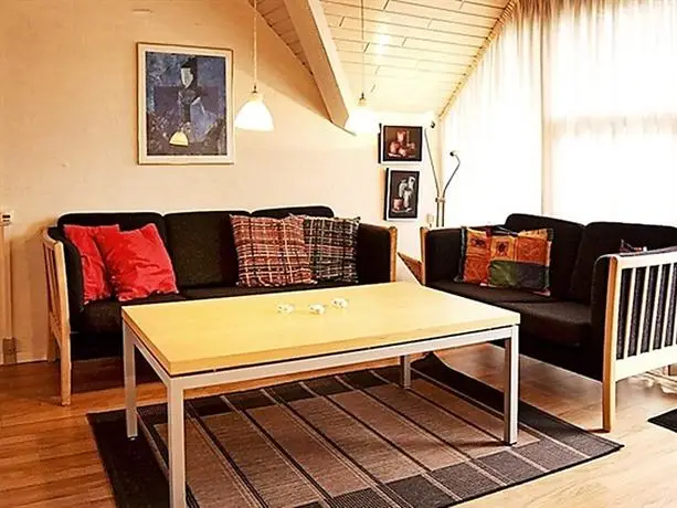 Two-Bedroom Holiday home in Ringkobing 6