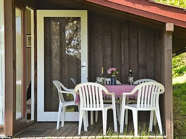 Three-Bedroom Holiday home in Allinge 5