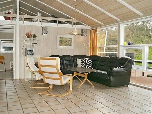 Four-Bedroom Holiday home in Ebeltoft 11 