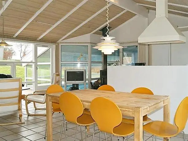 Four-Bedroom Holiday home in Ebeltoft 11 