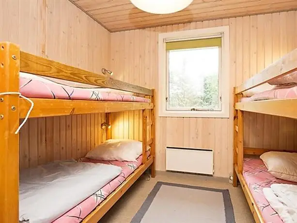 Four-Bedroom Holiday home in Ebeltoft 4 