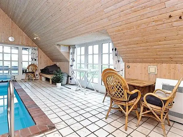 Four-Bedroom Holiday home in Ringkobing 11