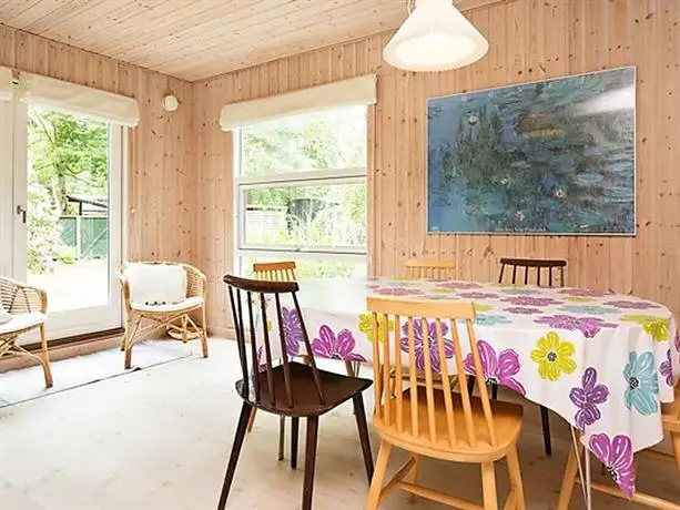 Two-Bedroom Holiday home in Rorvig 