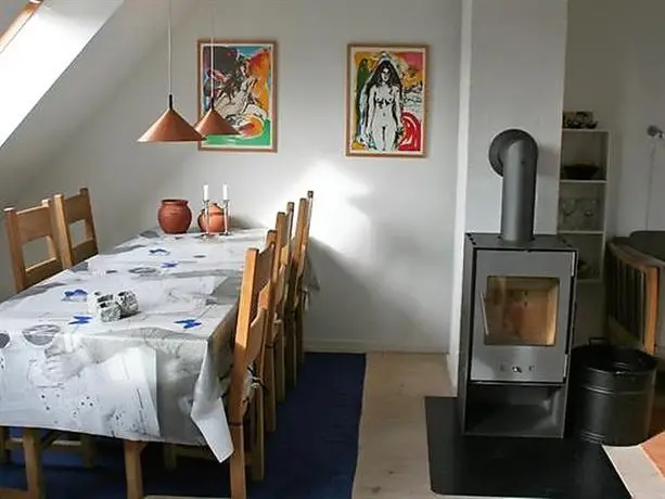 Two-Bedroom Holiday home in Svaneke 3 