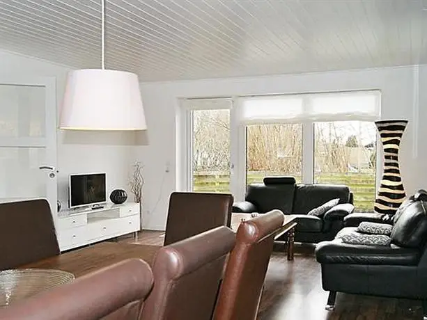 Three-Bedroom Holiday home in Ebeltoft 10 