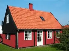 Three-Bedroom Holiday home in Svaneke 2 