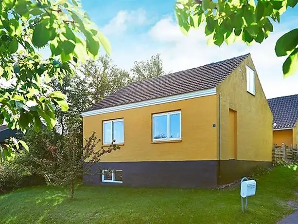 Two-Bedroom Holiday home in Allinge 14 