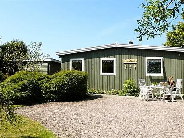 Two-Bedroom Holiday home in Ronne 1