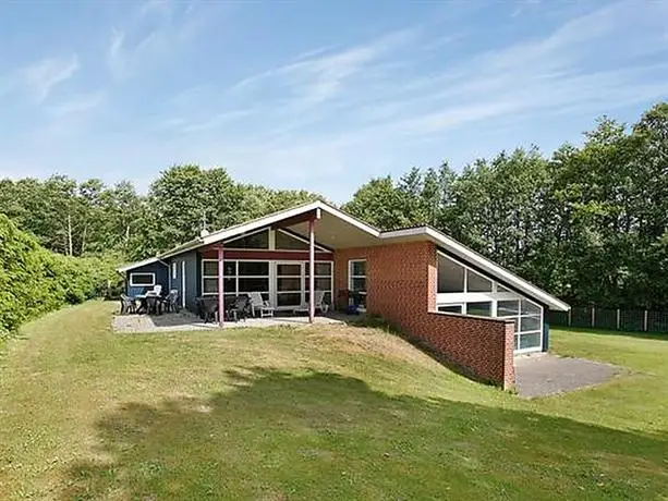 Four-Bedroom Holiday home in Hadsund 25 