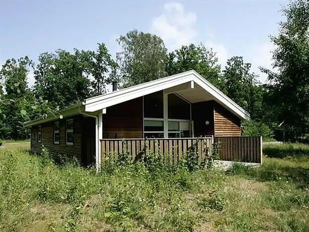 Four-Bedroom Holiday home in Hasle 2