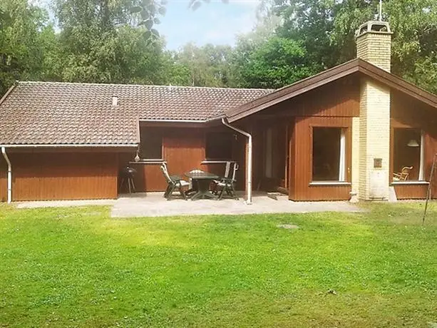 Four-Bedroom Holiday home in Rorvig 2