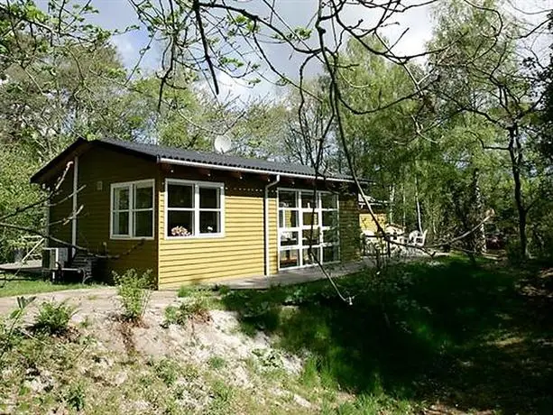 Three-Bedroom Holiday home in Nexo 23