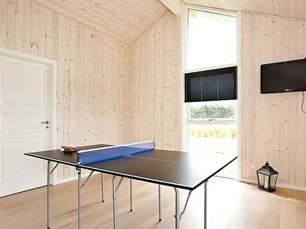 Four-Bedroom Holiday home in Hadsund 14 