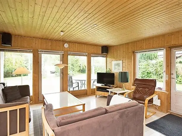 Three-Bedroom Holiday home in Karrebaeksminde 1 