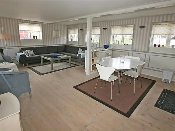 One-Bedroom Holiday home in Svaneke 1 