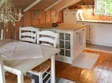 Three-Bedroom Holiday home in Logstor 12 