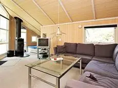 Three-Bedroom Holiday home in Asnaes 1 