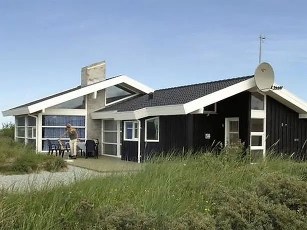 Three-Bedroom Holiday home in Hjorring 1 Hjorring