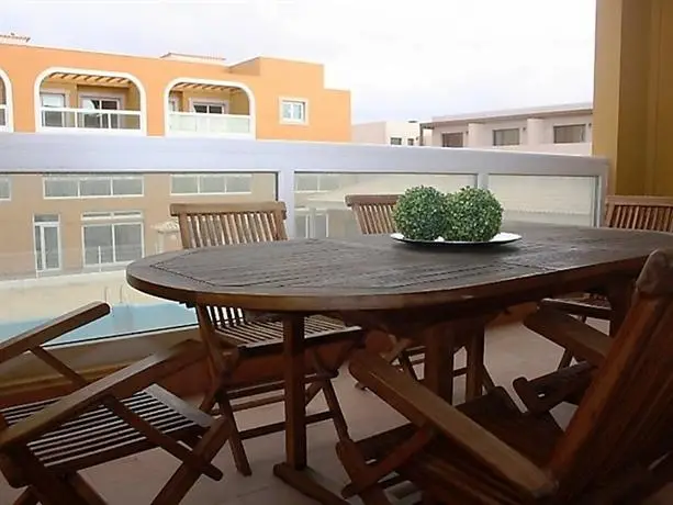 Bravo Apartments Cotillo