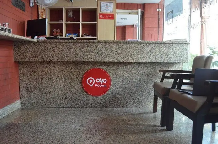 OYO 694 Hotel Malik Residency 