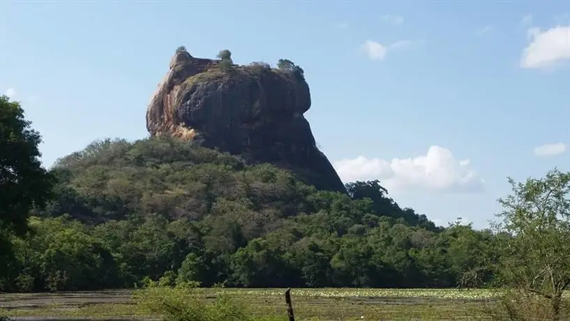 RHO Sigiriya Lake Edge Retreat